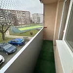 Modern 5 Min Walk To Center 55 Smart Tv Netflix Youtube 2 Balconies Parking * Topoľčany