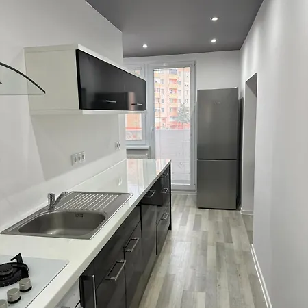 Lejlighed Modern 5 Min Walk To Center 55 Smart Tv Netflix Youtube 2 Balconies Parking *