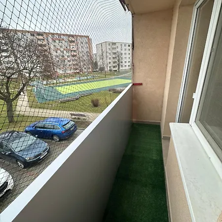 Modern 5 Min Walk To Center 55 Smart Tv Netflix Youtube 2 Balconies Parking * Topoľčany